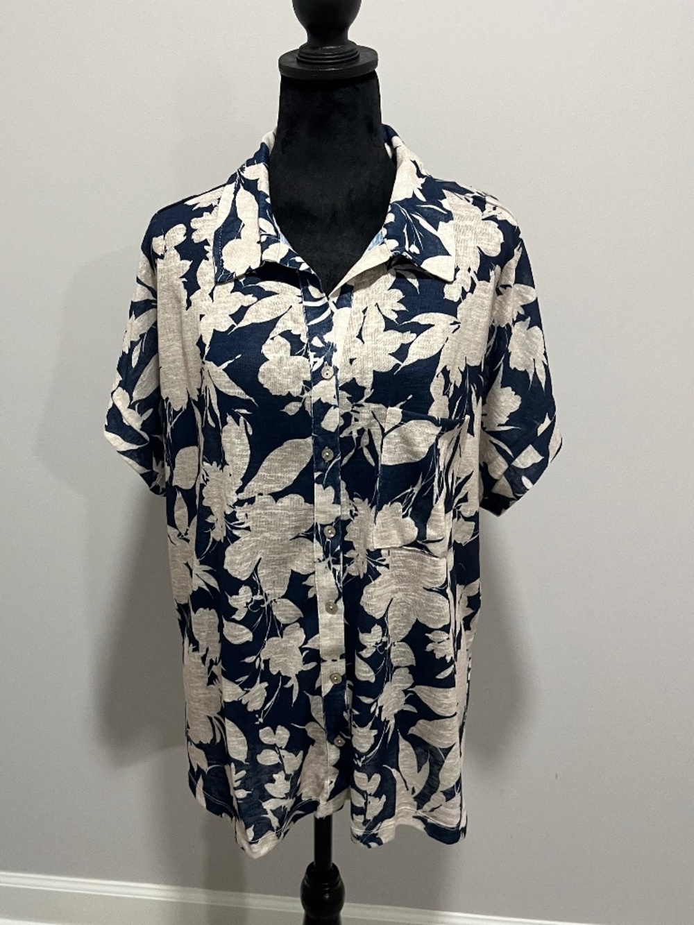 Chenault Hawaiian Short Sleeve Floral Blouse Size 2X NWT